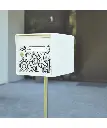 vache-de-france-vanluc-1-porte-boite-aux-lettres-blanc (2).webp