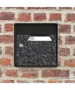 the-black-maniac-skwak-1-porte-boite-aux-lettres-noir (1).webp